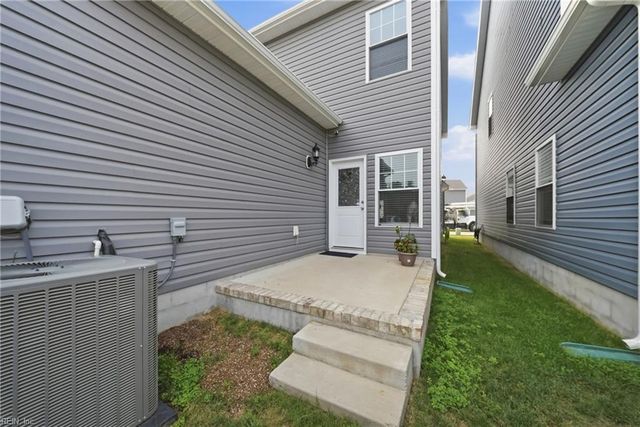 1009 Melbourne ST, Newport News, VA 23608