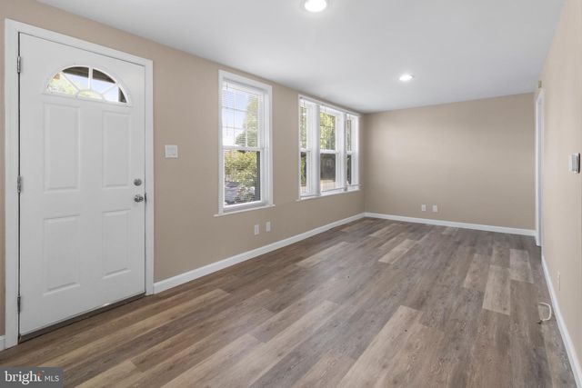 294 JEFFERSON ST, Carneys Point, NJ 08069