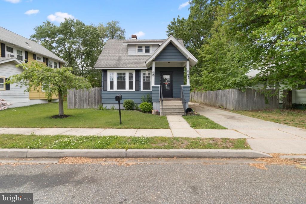 294 JEFFERSON ST, Carneys Point, NJ 08069