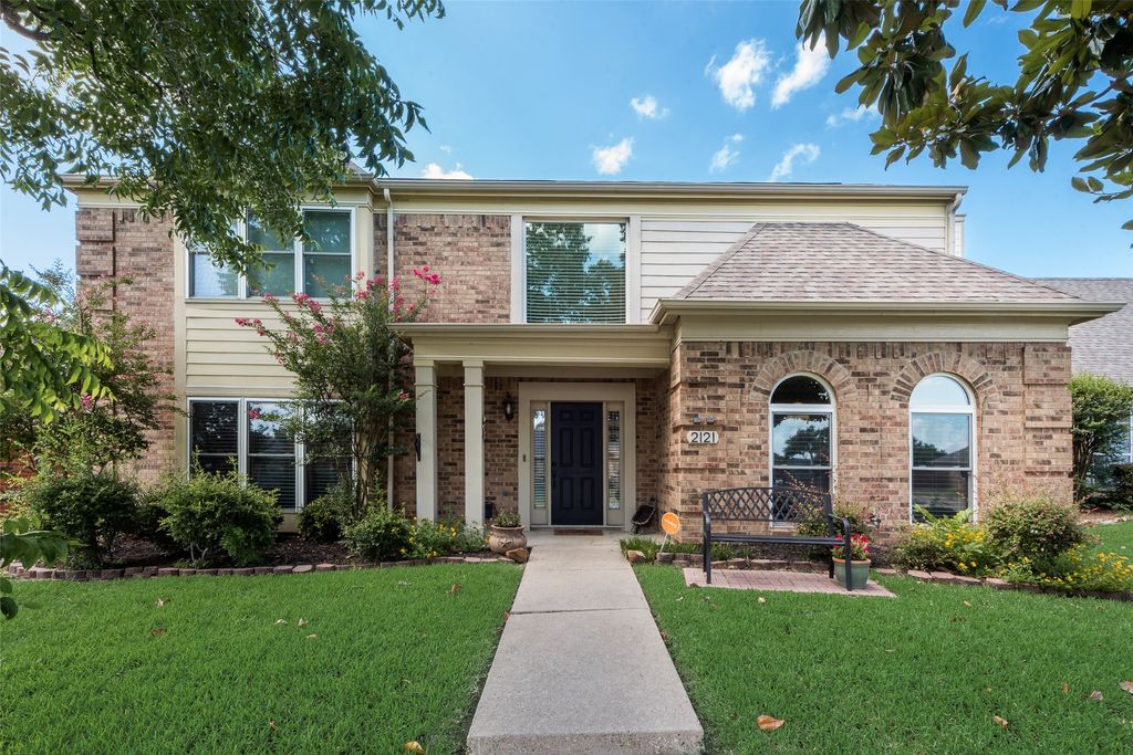 2121 Lavaca Trail, Carrollton, TX 75010