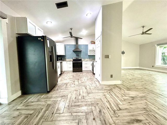 210 SE 1st PL, Cape Coral, FL 33990