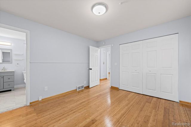 30371 Park Lane, Southfield, MI 48076