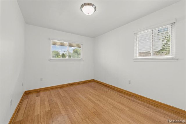 30371 Park Lane, Southfield, MI 48076