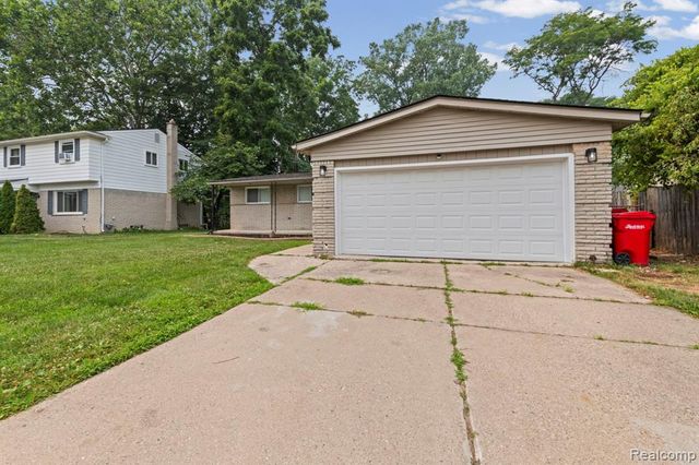 30371 Park Lane, Southfield, MI 48076