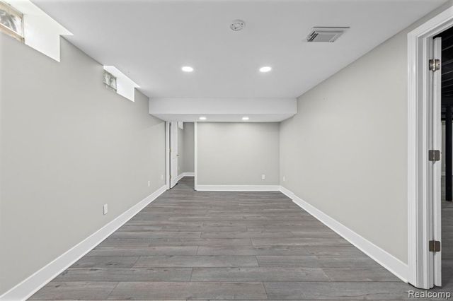 30371 Park Lane, Southfield, MI 48076