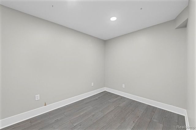 30371 Park Lane, Southfield, MI 48076