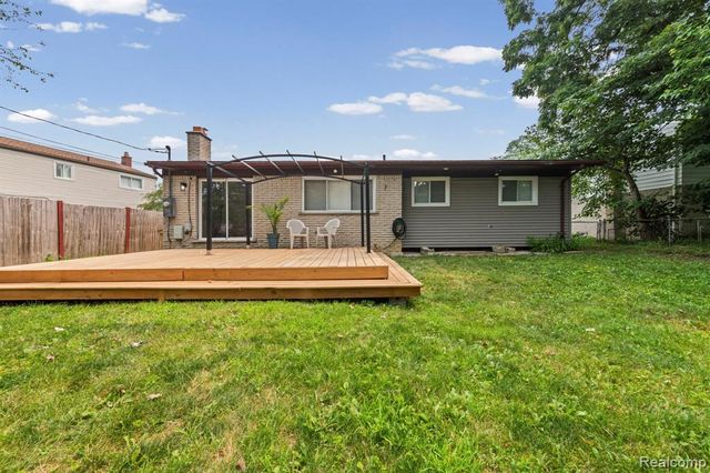 30371 Park Lane, Southfield, MI 48076