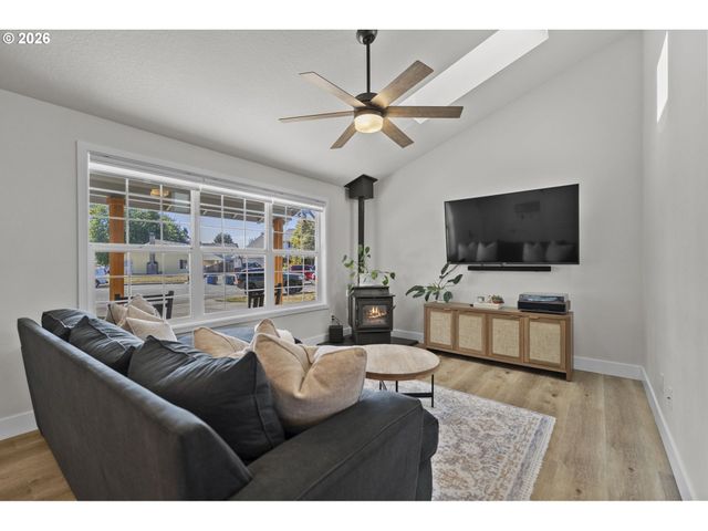 306 Sw 16TH Cir, Battle Ground, WA 98604