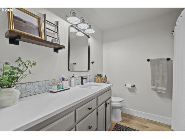 306 Sw 16TH Cir, Battle Ground, WA 98604