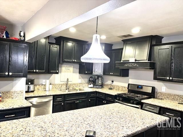 113 Polk Street, Taft, CA 93268