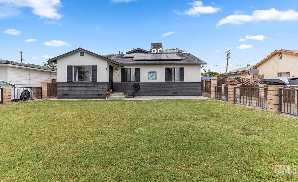 113 Polk Street, Taft, CA 93268