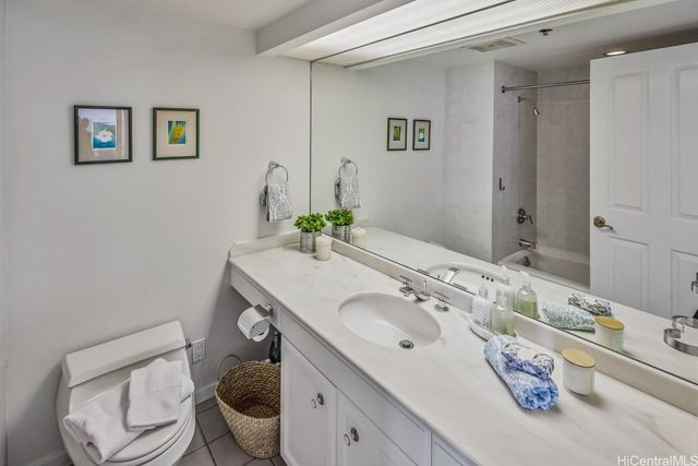 1341 Kapiolani Boulevard 18D, Honolulu, HI 96814