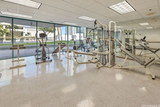 1341 Kapiolani Boulevard 18D, Honolulu, HI 96814