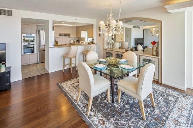 1341 Kapiolani Boulevard 18D, Honolulu, HI 96814