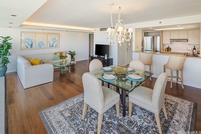 1341 Kapiolani Boulevard 18D, Honolulu, HI 96814