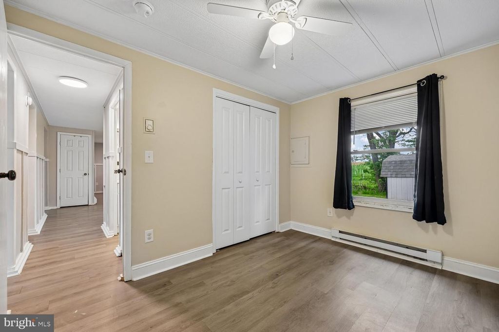 Image 23 of property listing at 21639 LEITER ST, Hagerstown, MD 21742