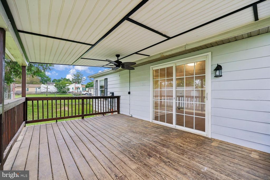 Image 28 of property listing at 21639 LEITER ST, Hagerstown, MD 21742