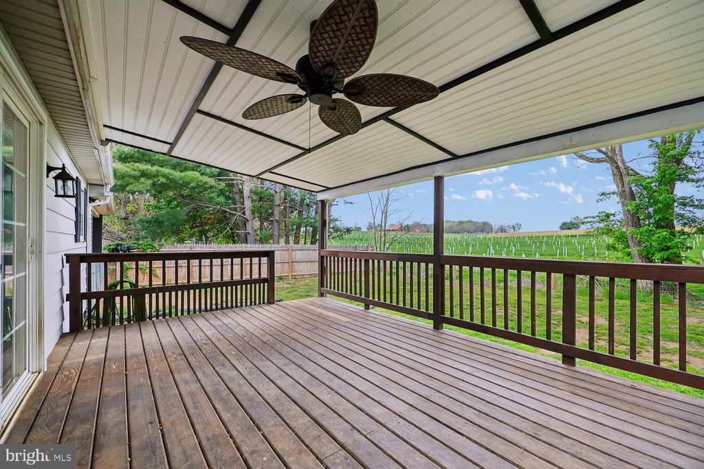 Image 30 of property listing at 21639 LEITER ST, Hagerstown, MD 21742