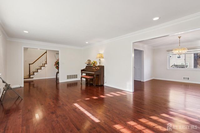 2 Tiby Place, South Brunswick, NJ 08852