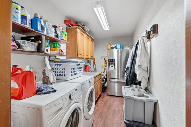 4730 W Griffin Creek Road, Medford, OR 97501