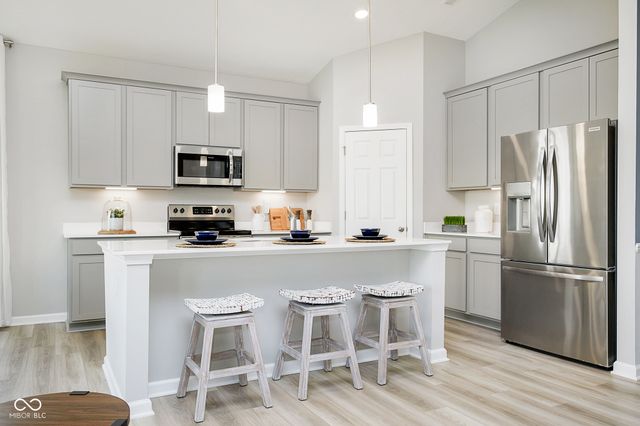 10431 Rose Mill Drive, Indianapolis, IN 46235