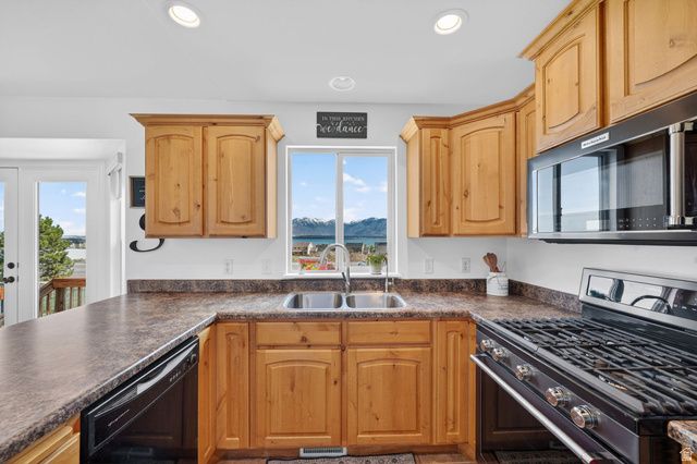 2486 S ASTER WAY, Saratoga Springs, UT 84045