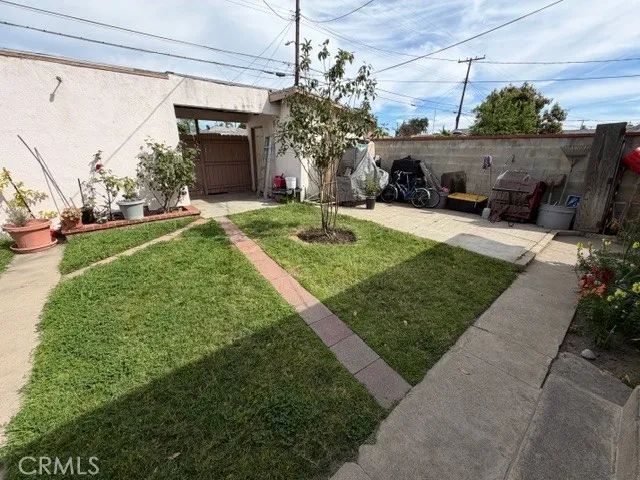 932 N Harbor, Anaheim, CA 92805