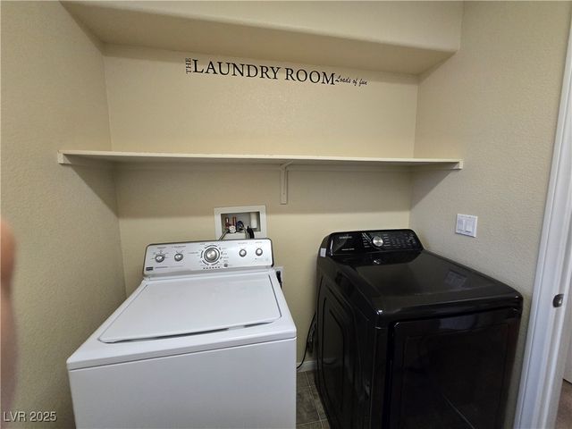 10601 Cave Ridge Street, Las Vegas, NV 89179