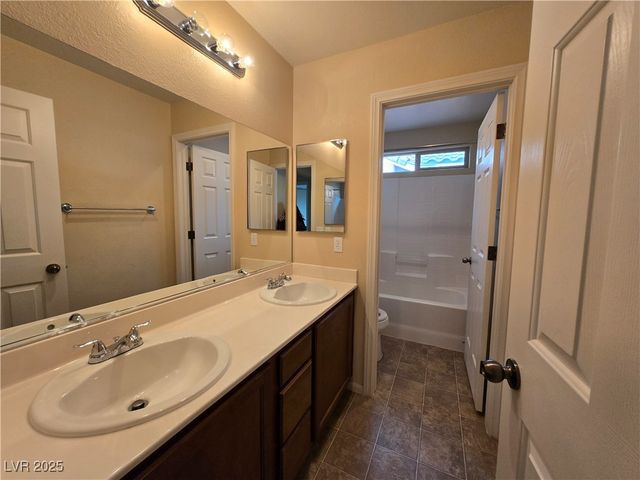 10601 Cave Ridge Street, Las Vegas, NV 89179