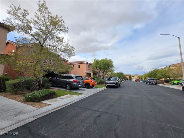 10601 Cave Ridge Street, Las Vegas, NV 89179