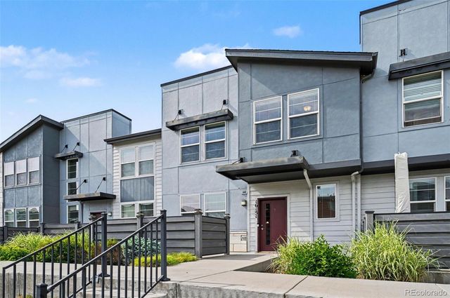 16151 Bolling Drive, Denver, CO 80239