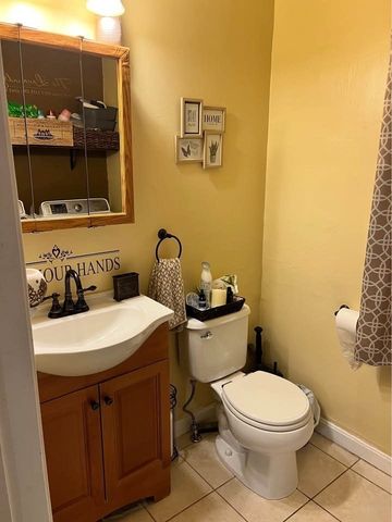 74 Weston St 2, Brockton, MA 02301