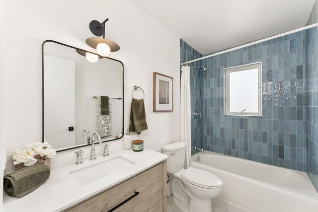 6006 Machado Way, Sacramento, CA 95822