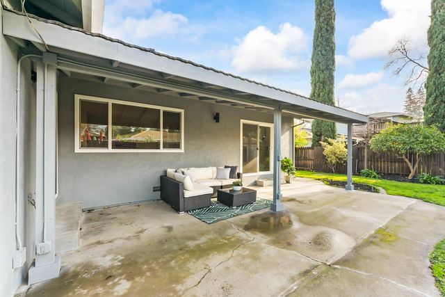 6006 Machado Way, Sacramento, CA 95822