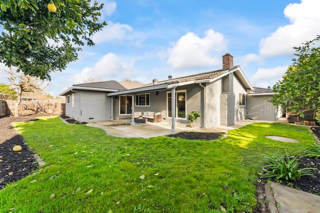 6006 Machado Way, Sacramento, CA 95822