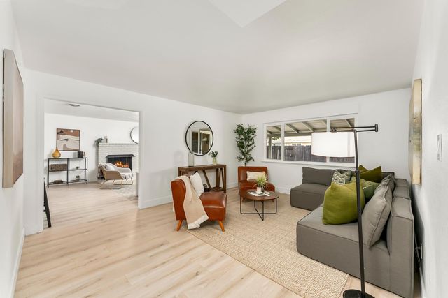 6006 Machado Way, Sacramento, CA 95822