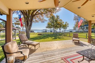 316 Skyline DR, Sunrise Beach, TX 78643
