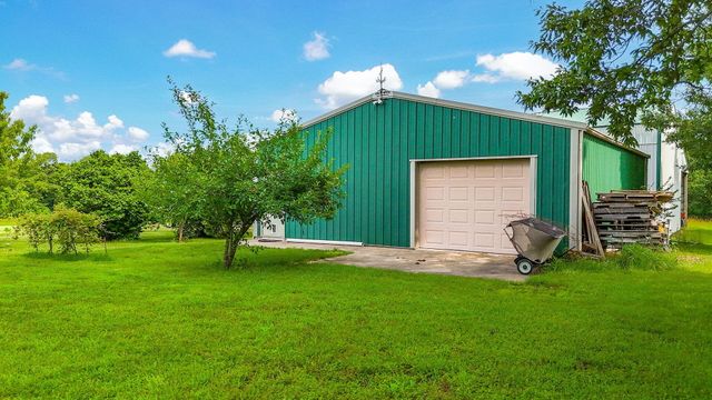 6901 E BASS LN, Columbia, MO 65201