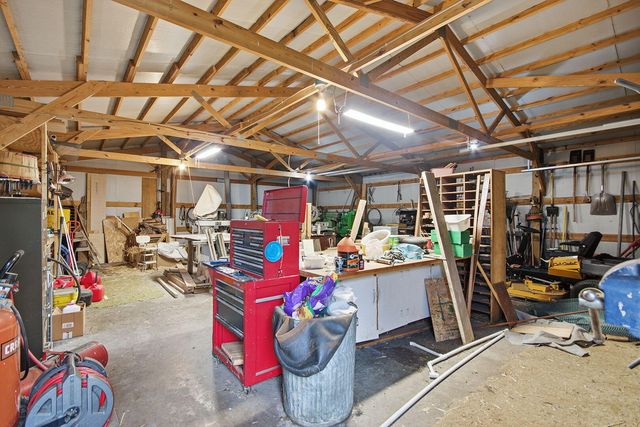 6901 E BASS LN, Columbia, MO 65201