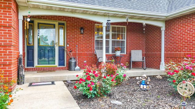 6901 E BASS LN, Columbia, MO 65201