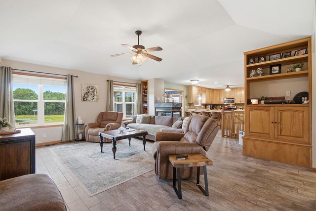 6901 E BASS LN, Columbia, MO 65201