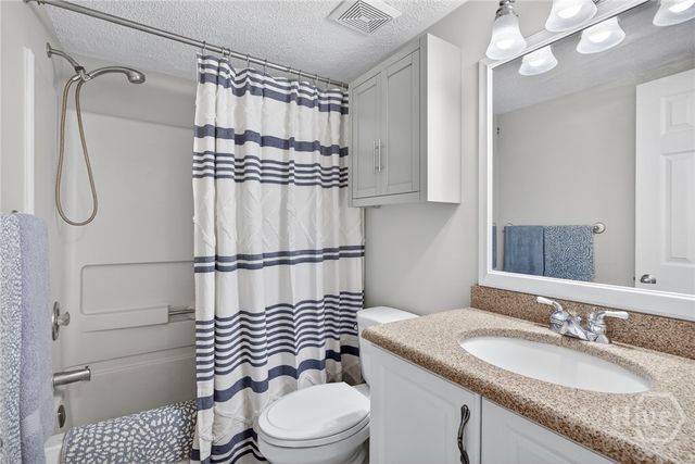 6 Belfair Drive, Savannah, GA 31419