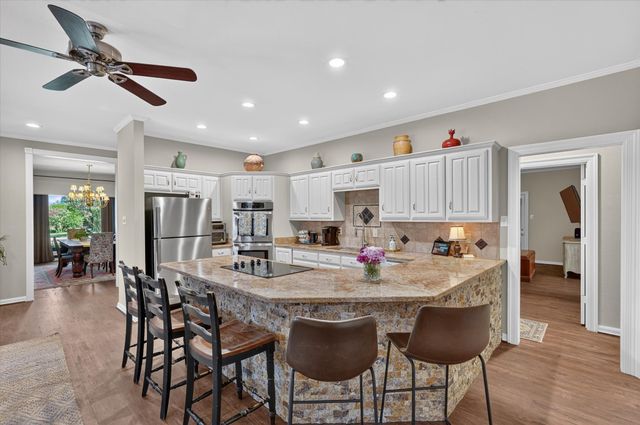 4120 Fairlakes Court, Dallas, TX 75228