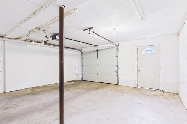 37 Glen Ave 15, Chelmsford, MA 01821