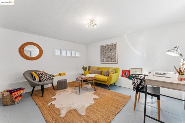 805 57Th St, Oakland, CA 94608