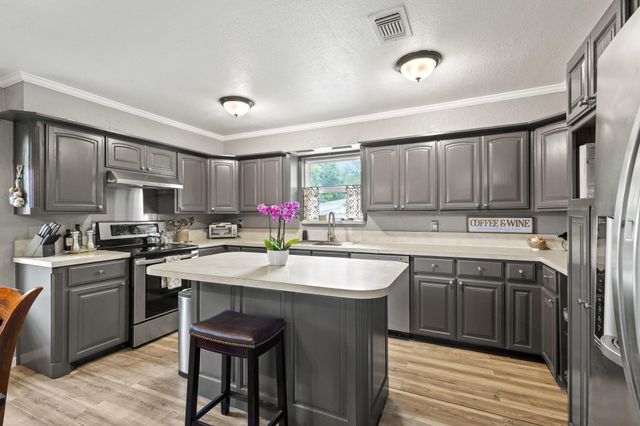 434 Crescent Drive, Pottsboro, TX 75076