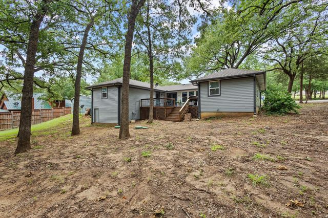 434 Crescent Drive, Pottsboro, TX 75076