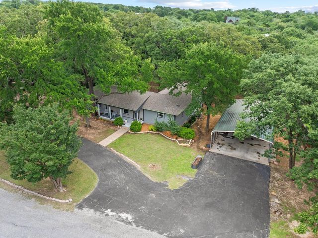 434 Crescent Drive, Pottsboro, TX 75076