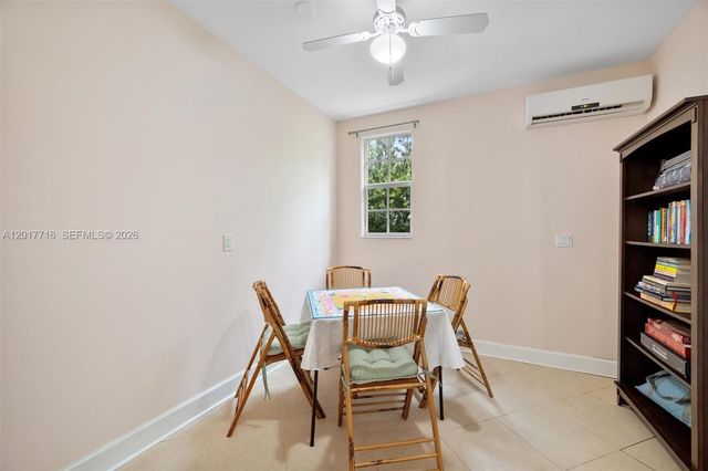 2310 Bayview Ln, North Miami, FL 33181