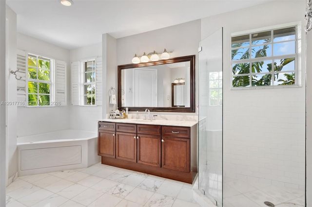 2310 Bayview Ln, North Miami, FL 33181